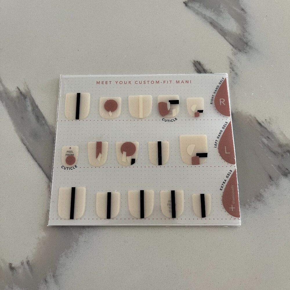 ManiMe Stick-On Gel Manicure - Gilded Geometry